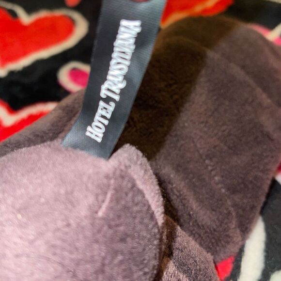 Hotel Transylvania Mavis Bat ￼poseable wings, plush wingspan 16 inches long 2012 - Picture 5 of 6